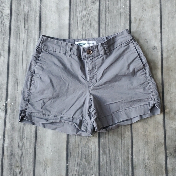 Old Navy Everyday Shorts Size 0 - Picture 1 of 4